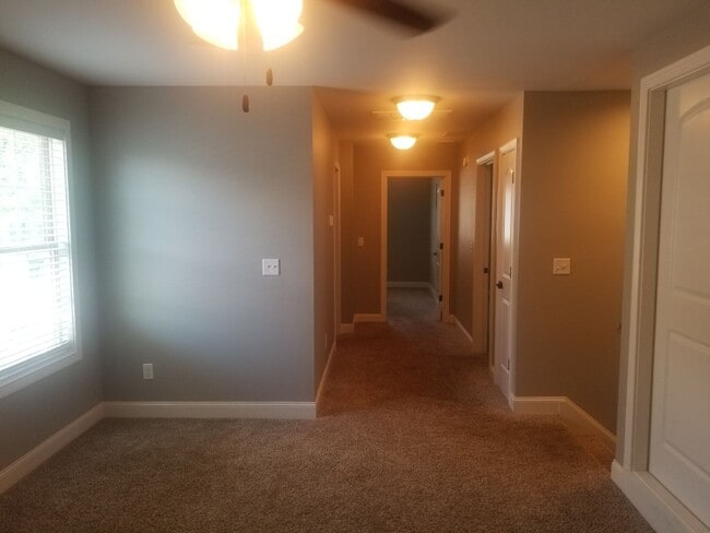 Building Photo - 376 Cumberland Ridge Ct