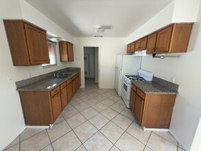Building Photo - 73121 San Nicholas Ave