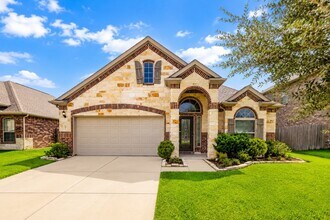 Building Photo - 9811 Camellia Gardens Dr