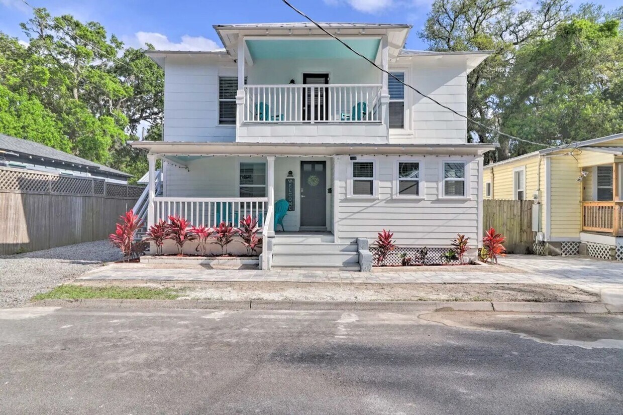 93 Keith St Unit 93 Keith St A, St. Augustine, FL 32084 Room for Rent