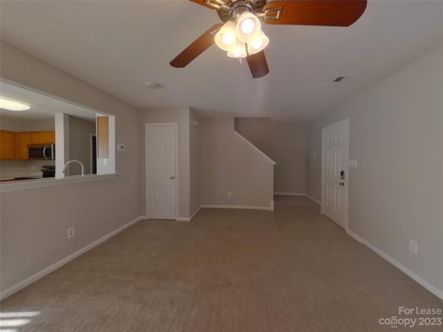 Building Photo - 11325 Northwoods Forest Dr