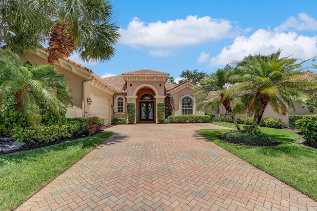 Foto del edificio - 9400 Briarcliff Trace