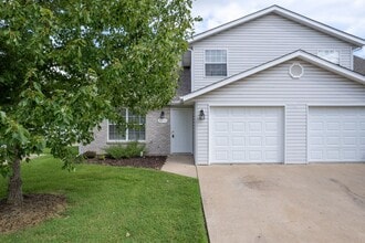 Building Photo - 2612-2614-2614 Northampton Dr