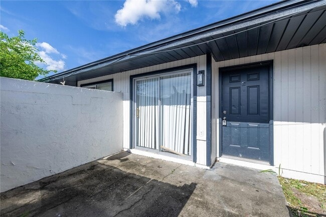 Building Photo - 5395 SE 30th Pl