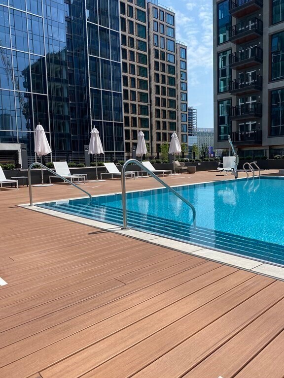 Foto del edificio - 133 Seaport Blvd