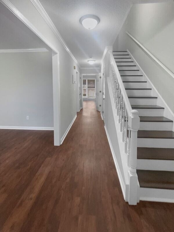 Foto del edificio - 3414 Kensington Ct