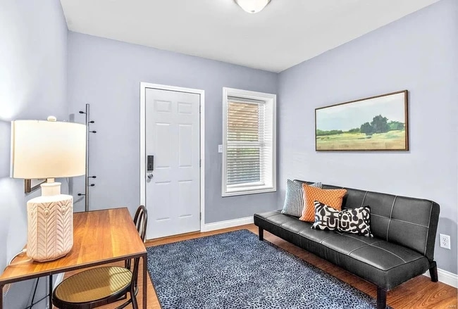 Building Photo - 3338 Greenwood Blvd