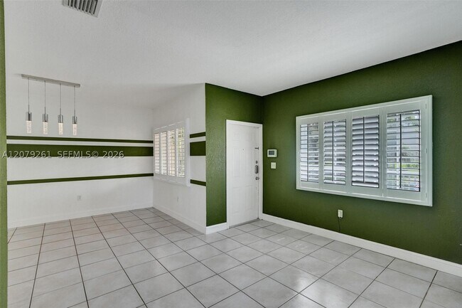 Foto del edificio - 12232 SW 148th St