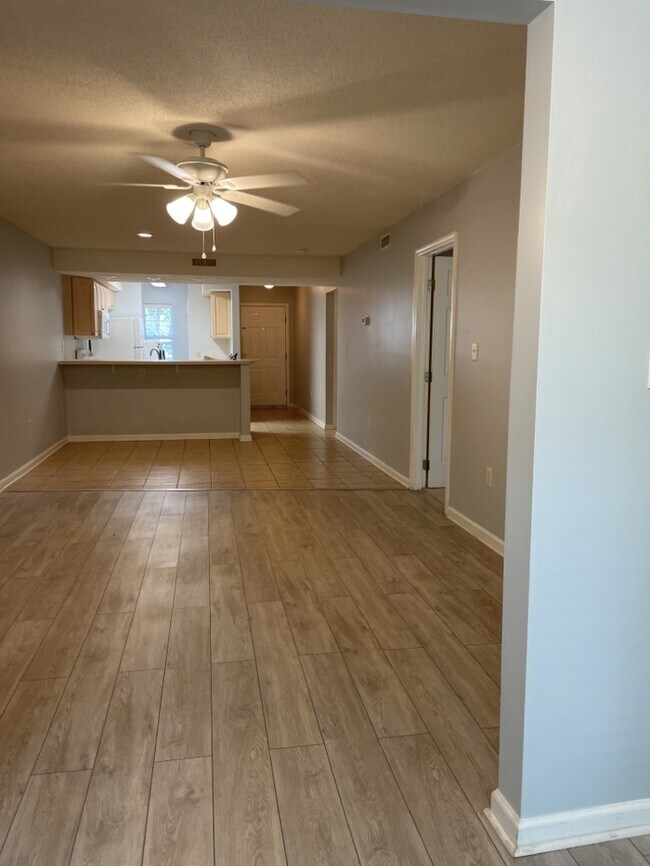 Building Photo - 157 Egret Run Ln