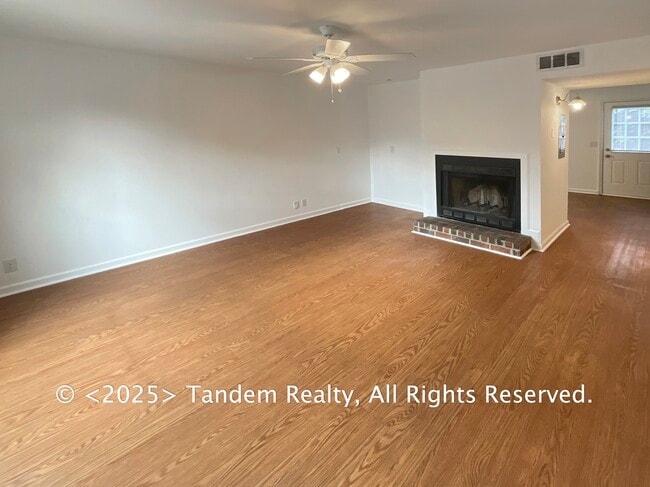 Building Photo - 4833 Sheffield Dr