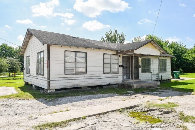 Foto del edificio - 6024 Collingsworth St