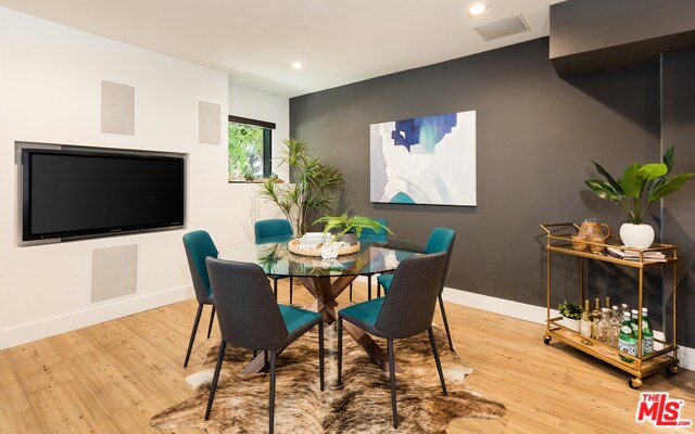 Foto del edificio - 700 Main St