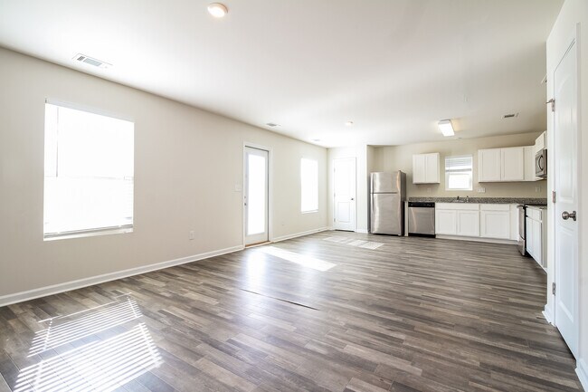 Foto del edificio - 246 Wadsworth Rd