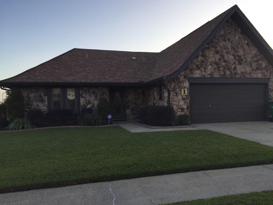 1 Gladiola Ct, Marrero, LA 70072 House Rental in Marrero, LA