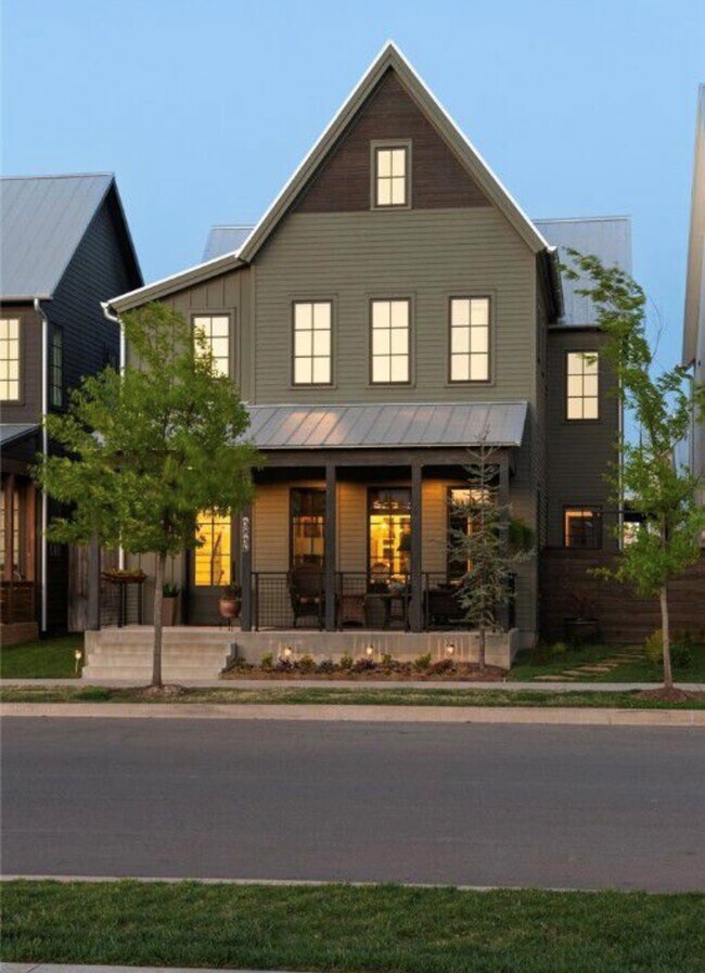 Building Photo - 1816 Pioneer St