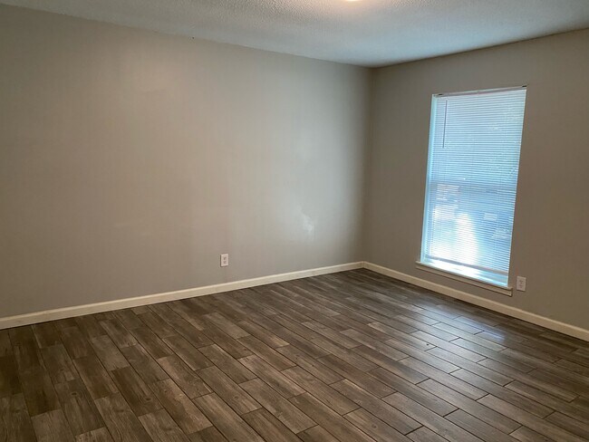 Foto del edificio - 19 Rolling Meadows Dr