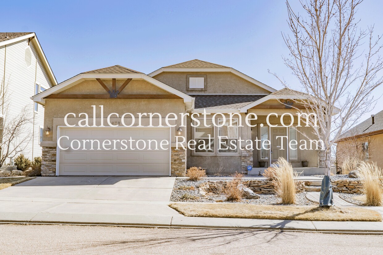 Foto principal - 5973 Revelstoke Dr