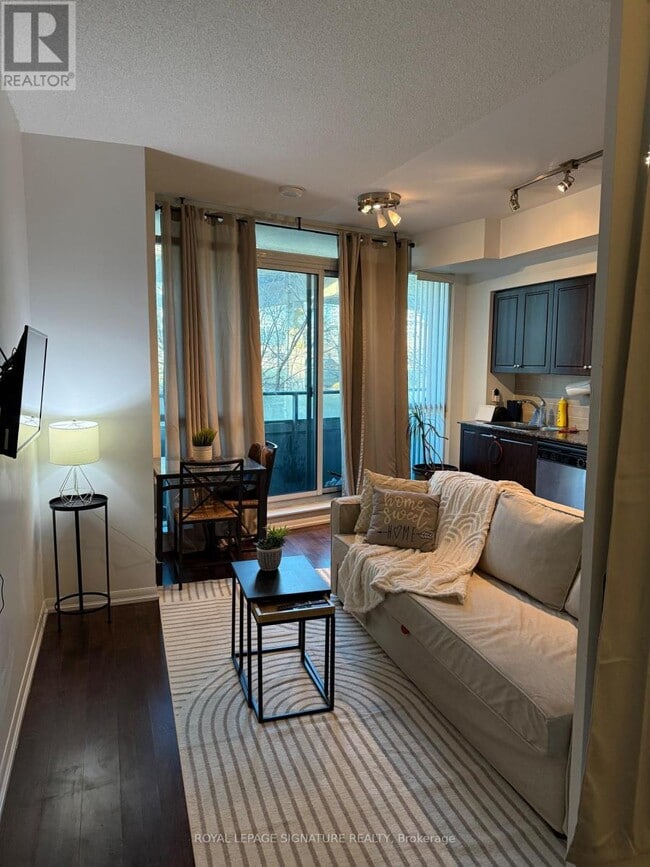 Photo du bâtiment - 209 Fort York Blvd