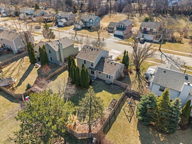 Building Photo - 97 E Harbor Dr