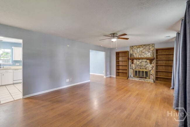 Building Photo - 949 Piercefield Dr
