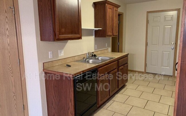 Foto del edificio - 3165 W Wakefield St