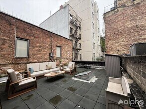 Building Photo - 333 1st Ave