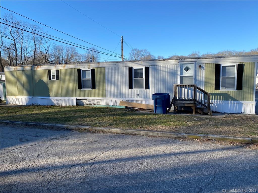 2 Woodland Dr, Waterford, CT 06385 House Rental in Waterford, CT