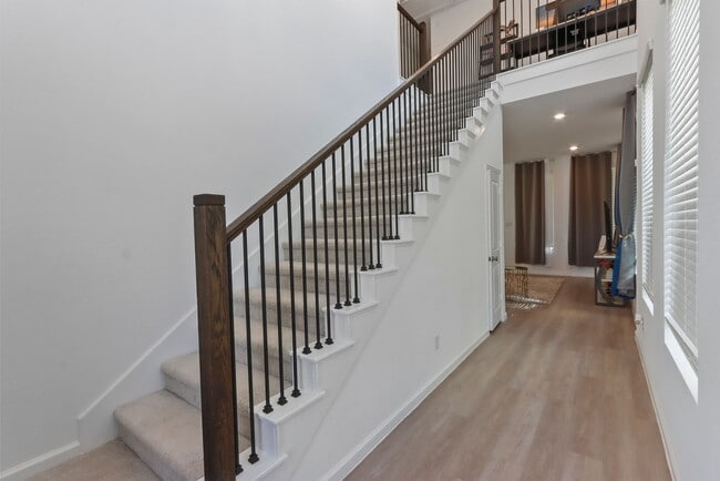 Building Photo - 15023 Marston Grv Dr