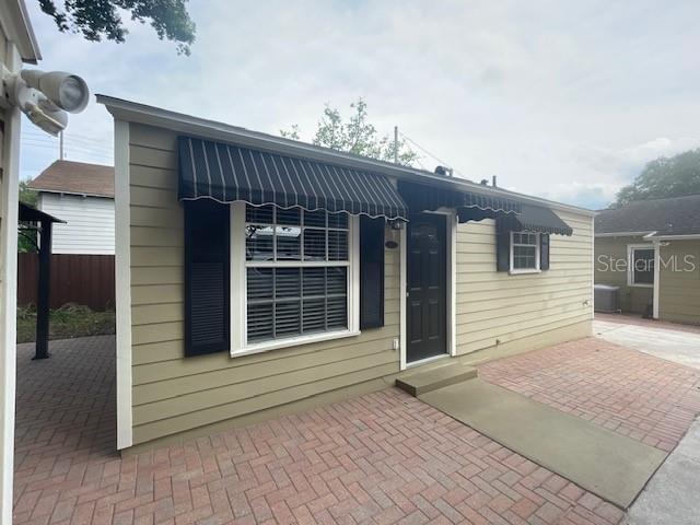 Primary Photo - 1517 E Washington St