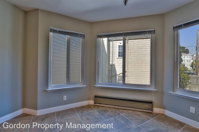 Foto del edificio - 2396 Pine St