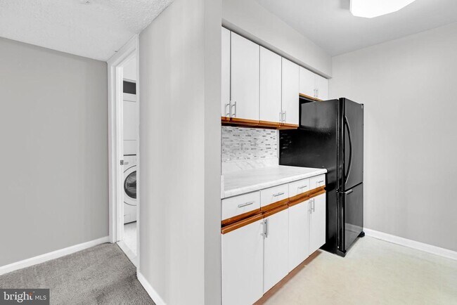 Foto del edificio - 1639 Carriage House Terrace