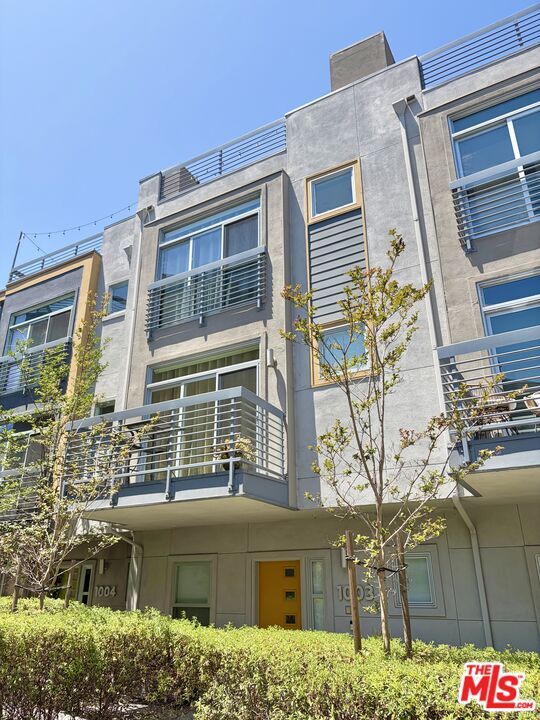Foto del edificio - 2753 Waverly Dr