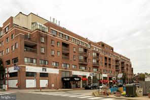 Foto del edificio - 708-210 Lombard St