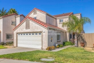 Building Photo - 143 Seal Ct