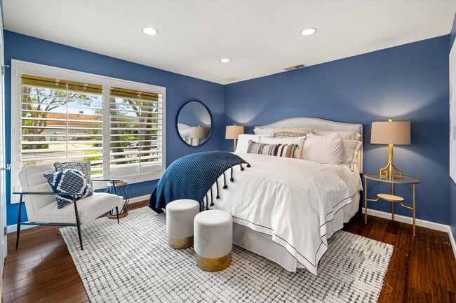 Foto del edificio - 6220 Covington Way