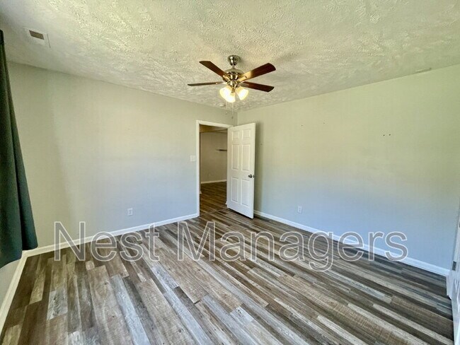 Foto del edificio - 4209 Achilles Dr