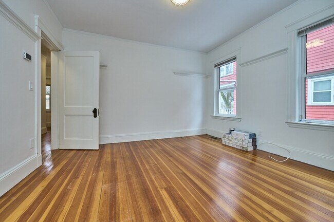 Foto del edificio - 14 Malvern Ave