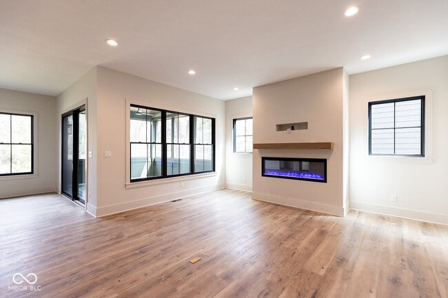 Building Photo - 871 Rosemary Gdns