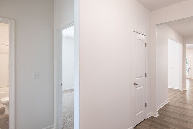 Foto del edificio - BEAUTIFUL 3 Bedroom Home - Stonebridge Fairways - AVAILABLE NOW