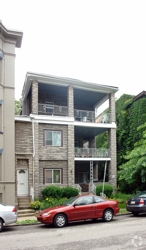 Primary Photo - 710-712 Summerlea St