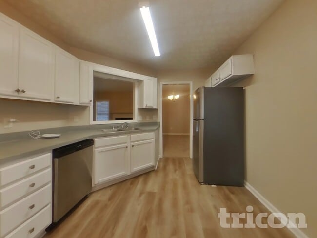 Building Photo - 125 Fawn Ln