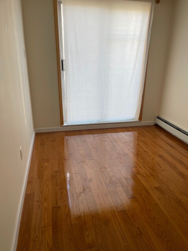 Foto del edificio - 8812 21st Ave