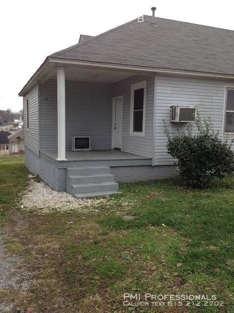 Foto del edificio - 2 Bedroom/1 Bath Duplex close to Tyson plant