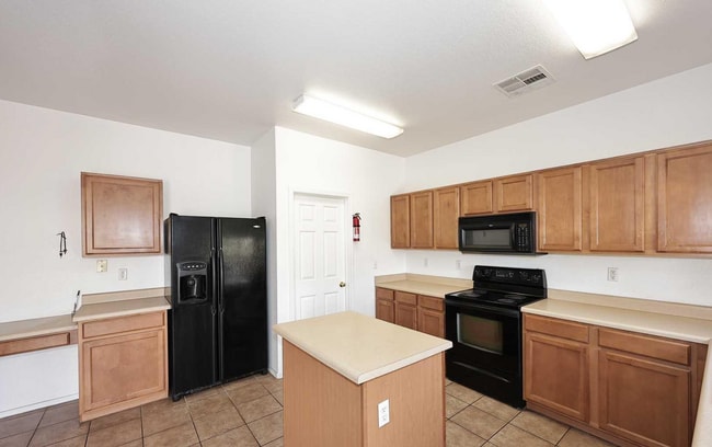 Building Photo - 5608 E Lush Vista View