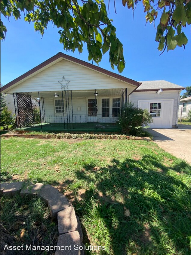 4 br, 1 bath House 4521 S. Airline Dr. House Rental in Oklahoma