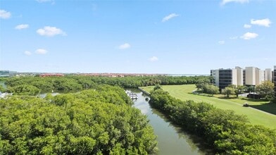Building Photo - 900 Cove Cay Dr