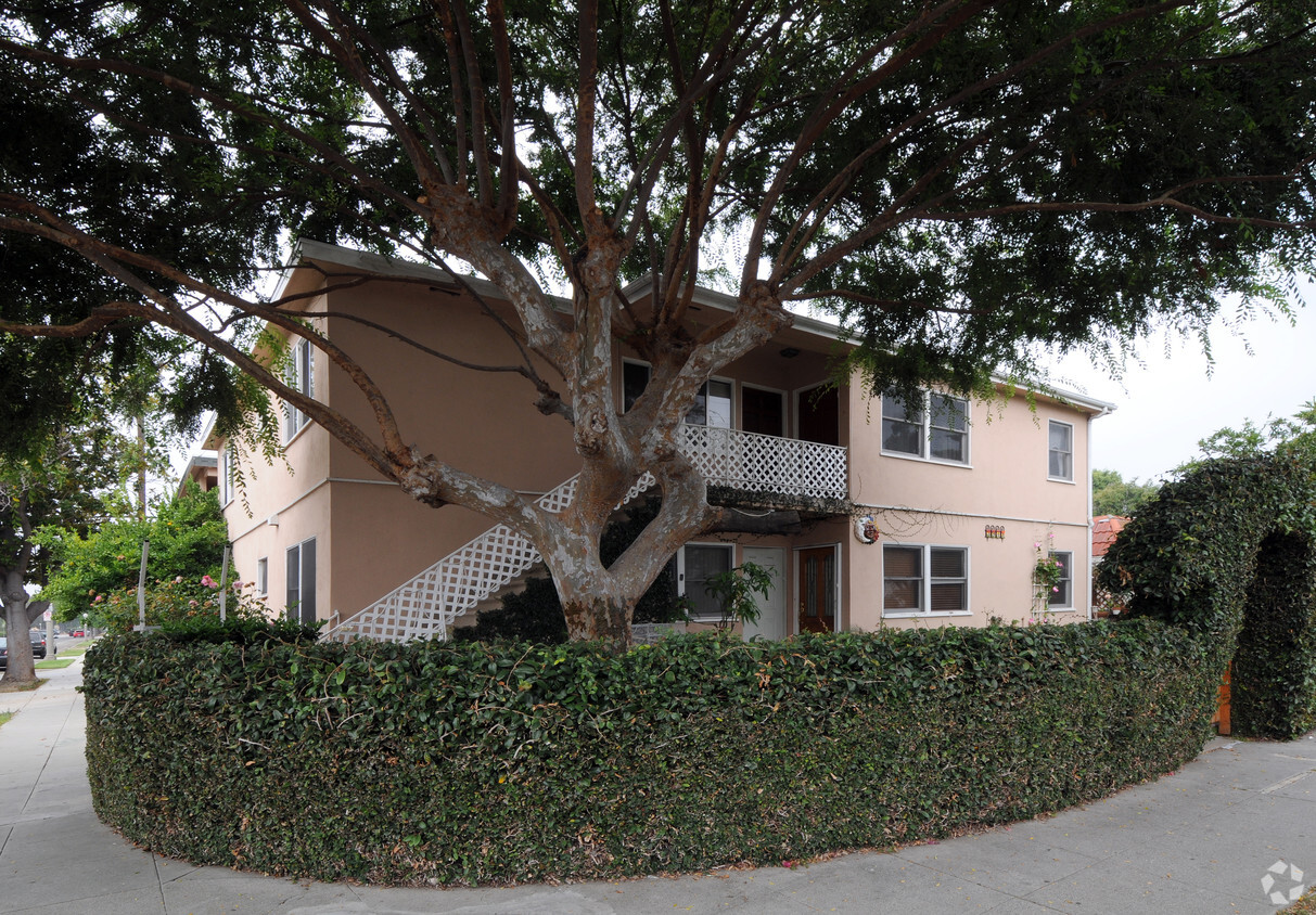 Foto principal - 3971 S Centinela Ave