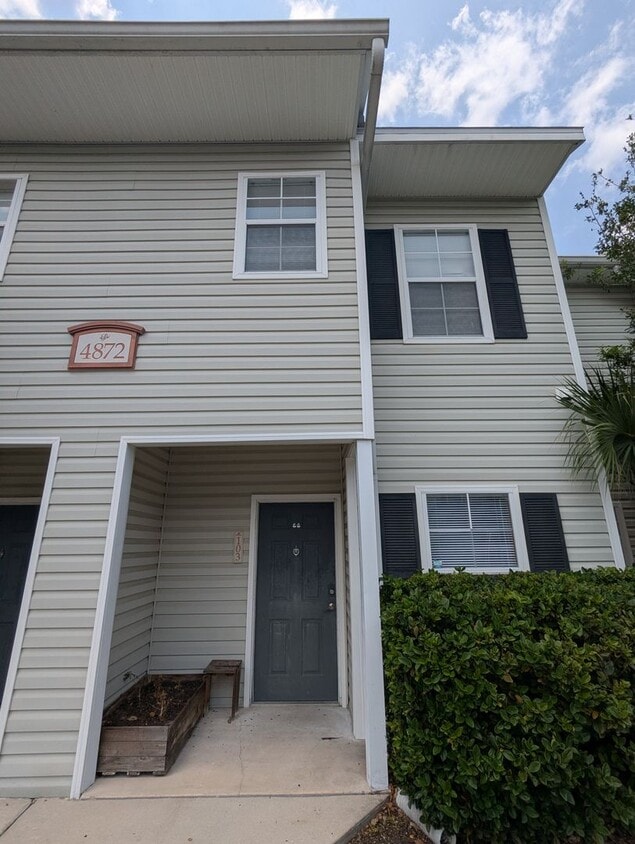 2 Bedroom / 2.5 Bathroom Townhome – Magnolia Place - 2 Bedroom / 2.5 Bathroom Townhome – Magnolia Place