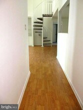Building Photo - 20617 Shadyside Way