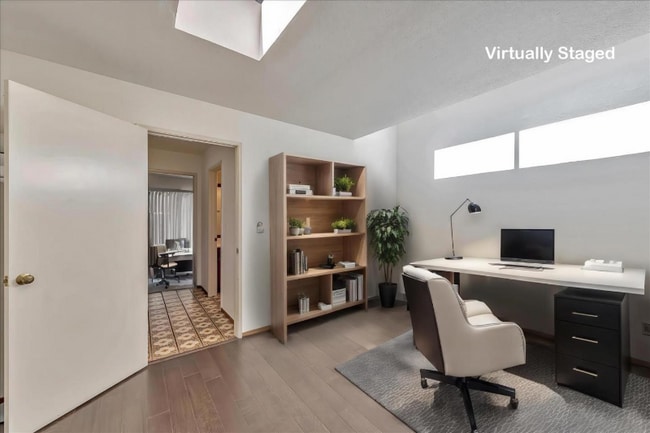 Building Photo - 102 Promethean Way